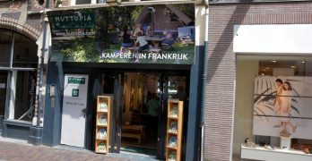 Campingwinkel Huttopia in Utrecht; succesvolle tegendraadse marketing