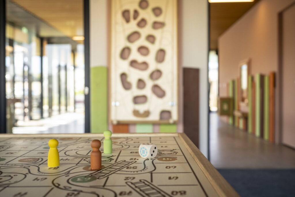 Do-it-yourself activiteit op een vakantiepark van Landal