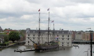 Het Scheepvaartmuseum Amsterdam zit in de gevarenzone. Zij kunnen nog wel een nieuw voorstel indienen.